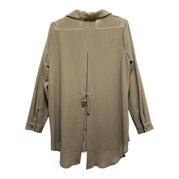 The LINE of Style Women’s Blouse Beige Button Front Long Sleeve Size S - Picture 3 of 7